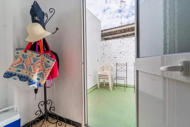 CASA DE DOS PLANTAS EN VENTA — 32