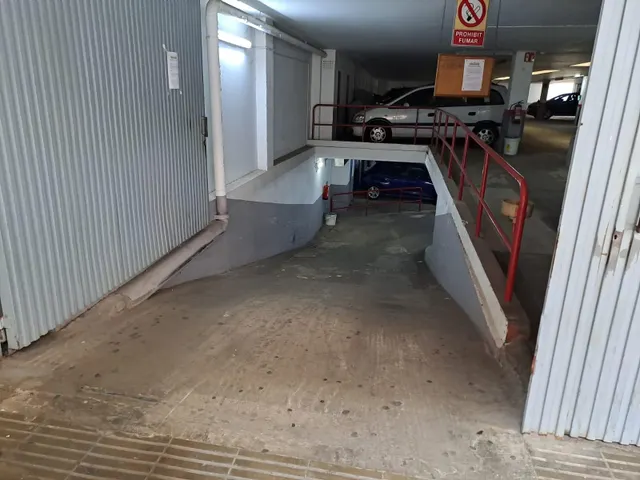 Se vende plaza de parking para MOTO — 3