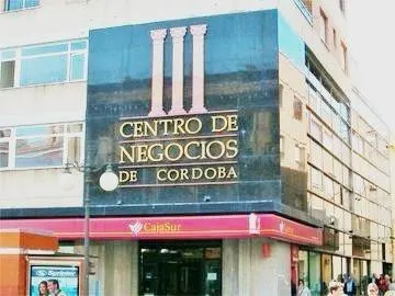 ESPECTACULAR OFICINA CON RENTA VIGENTE EN PLENO CENTRO JUNTO - foto 3