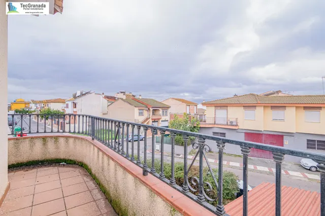 Chalet en venta en la mejor zona de ATARFE — 36