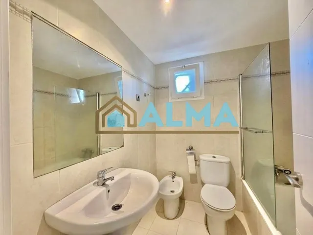 Espectacular Atico con terraza y gran  de solarium en urb. privada con piscina — 11