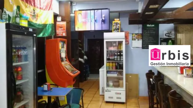 Urbis te ofrece un local en zona Garrido, Salamanca. — 2