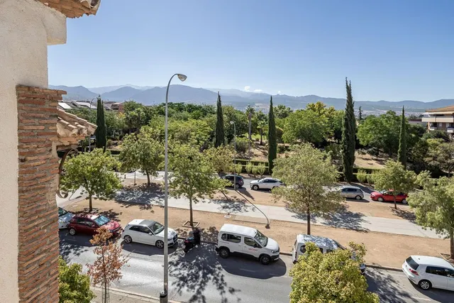 VIVIENDA con encanto en PALACIO DE DEPORTES — 32