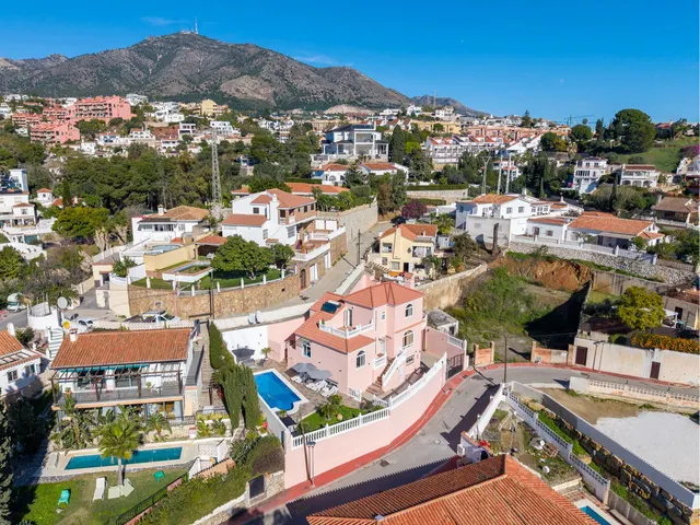 Chalet 4 habitaciones 235m² en venta - Centro — 7