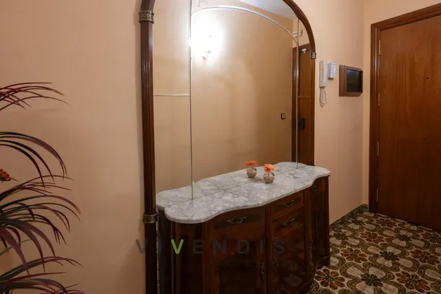 Vivienda en venta en Santa Coloma de Gramenet — 16