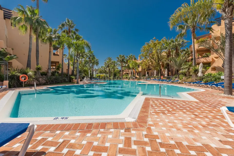 Ático 3 habitaciones 260m² en venta - Marbella
