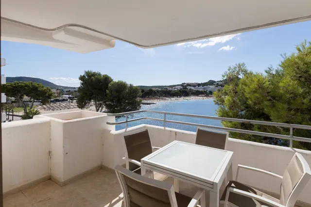 Piso en primera línea de mar en Santa Ponsa — 4