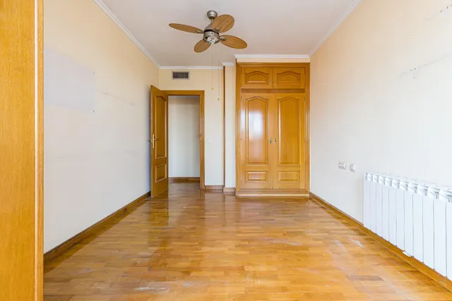 Vivienda muy luminosa en plaza Cruz Roja — 10