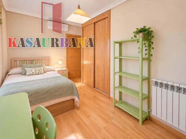 Kasaurbana ofrece en venta chalet en Getafe — 22