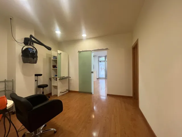 LOCAL DIÁFANO DE 60 M2 EN ZONA SETCAMINS — 18