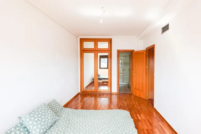 Piso en alquiler en Calle de Emilio Vargas 18, Madrid — 11