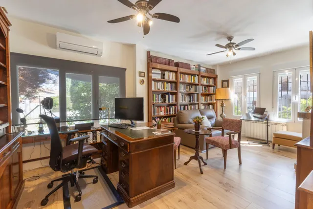 MAGNÍFICA CASA EN PANTANO DE CUBILLAS...CON MUCHO ESTILO Y RECIENTE REFORMA!!!! — 32