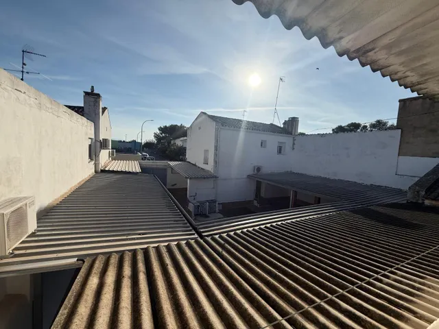 CASA DE PUEBLO CON PATIO — 34