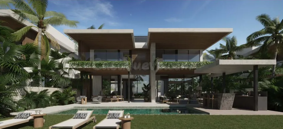Parcela 2045m² en venta - Costa Del Sol