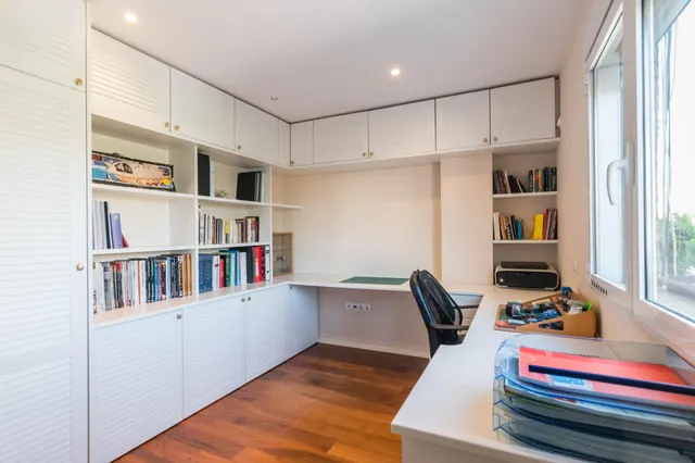 Amplia y Elegante Vivienda con Excelentes Acabados — 19