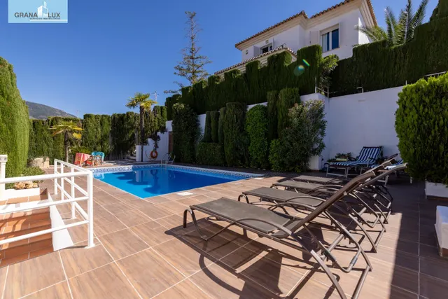 ✨ Espectacular chalet con piscina y vistas impresionantes — 29