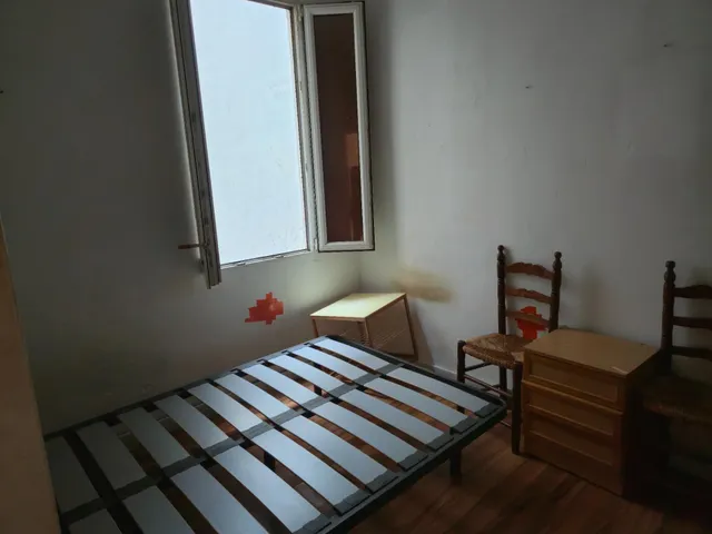 Buen piso en la calle Cortes — 14
