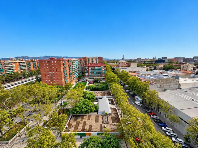 Piso totalmente reformado, 3 habitaciones, listo para entrar a vivir, en una 11.ª planta con vistas despejadas, en Sant Martí — 24
