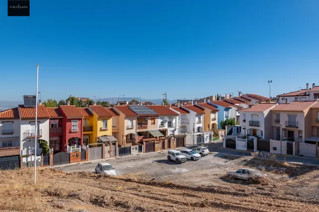 OPORTUNIDAD: SOLAR RESIDENCIAL EN EL CINTURÓN METROPOLITANO DE GRANADA, EN OTURA — 26