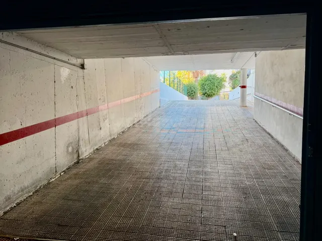 PLAZA DE PARKING EN PLANTA SUBTERRÁNEA EN BENIDORM, ZONA LEV - foto 3