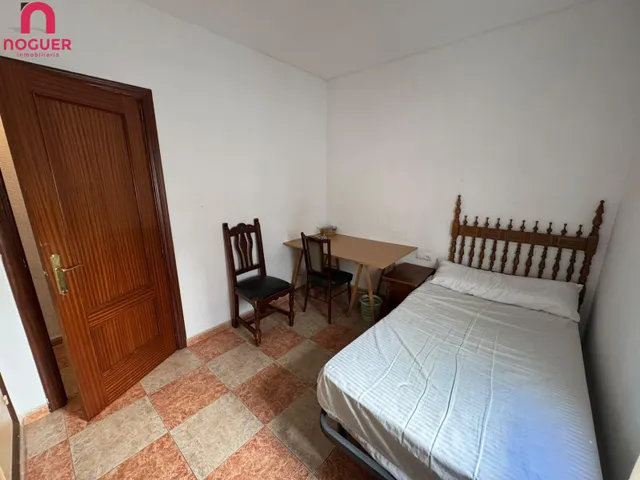 PISO JUNTO MEDINA AZAHARA CON ASCENSOR , TERRAZA, TRASTERO Y AZOTEA INDEPENDIENTE — 11