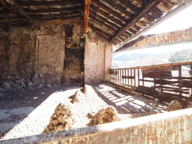 SE VENDE CASA ADOSADA EN LA POBLA DE L'ILLET - foto 4