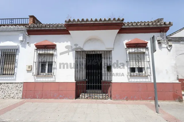 CASA EN LA ZONA DEL PALMAR