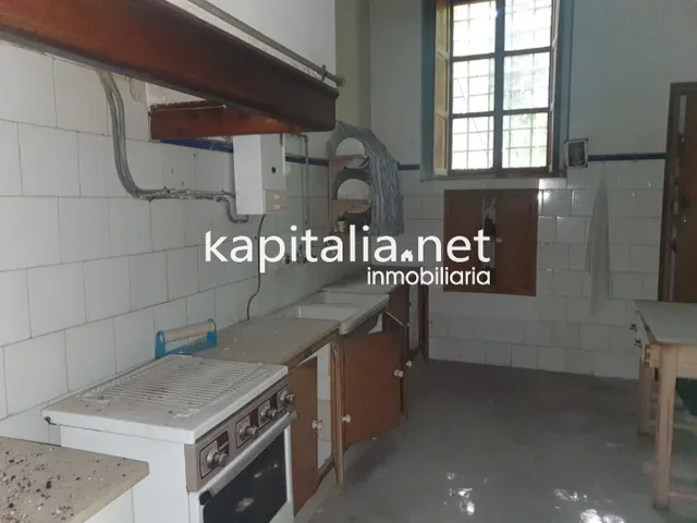 Gran casa  emblemática a la venta en Ontinyent. — 4