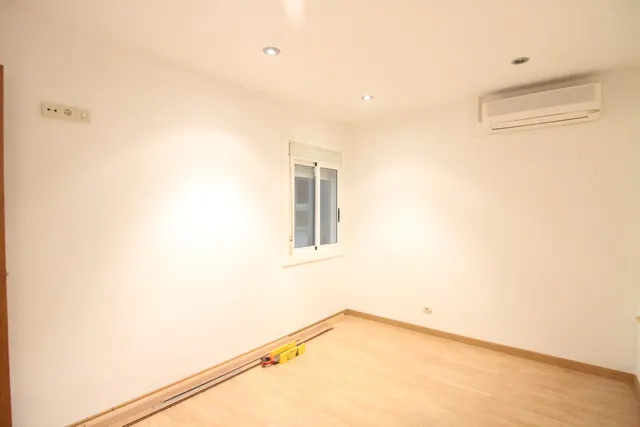 Fantástico piso de 3 habitaciones con ascensor, listo para entrar a vivir en la zona del estatut de Olesa de Montserrat — 16