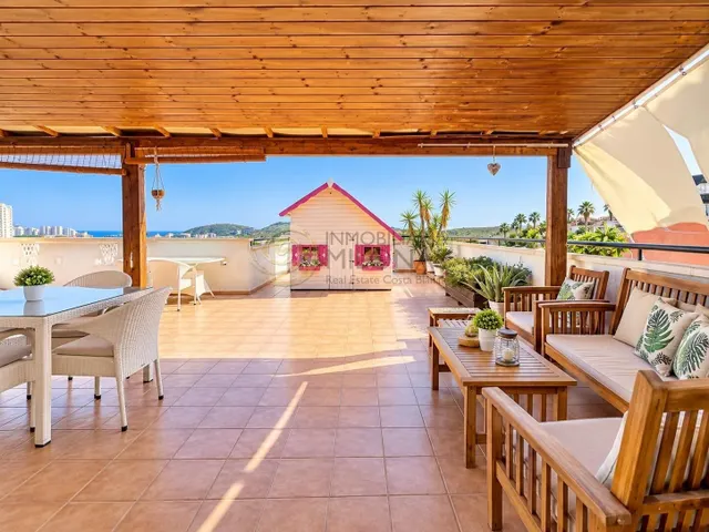 Mediterráneo, mar y espacio exterior: una vivienda para disf - foto 4
