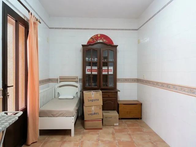 Imponente edificio histórico de 810 m2 con gran patio en casco histórico de Arroyo de San Serván — 24