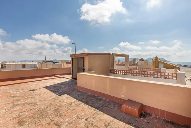 ATENCION PONEMOS A LA VENTA EL PRIVILEGIO DE VIVIR EN PRIMERÍSIMA LÍNEA DE PLAYA. ¡EN CABO DE GATA! — 32