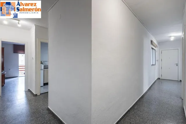 Piso amplio y luminoso en Ronda–Arabial — 19