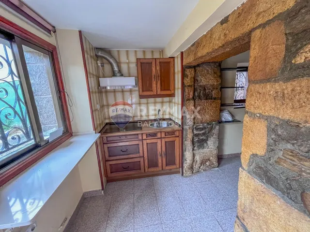 Chalet adosado en venta en calle Milladas - foto 3