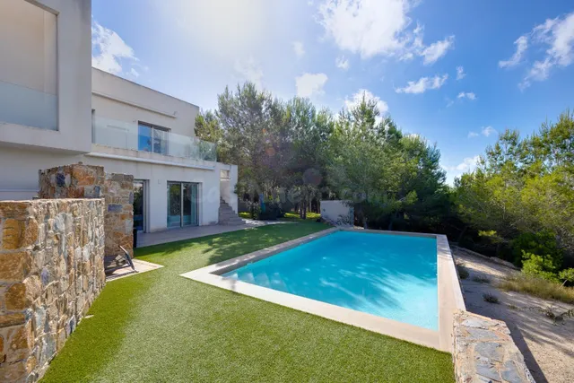 Bonita villa en Las Colinas Golf - foto 3