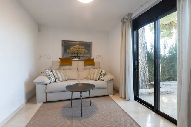 Chalet 3 habitaciones 384m² en venta - Marbella — 45