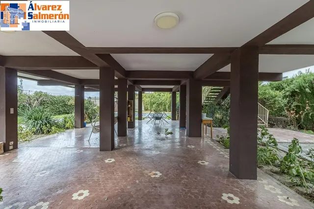 Gran casa con parcela y piscina en Cájar — 28