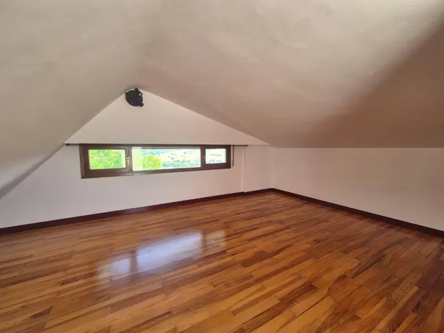 Espectacular piso en Valle de Mena — 34