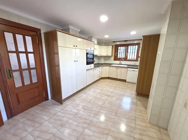 Villa en Gran Avenida de Benicàssim. Cerca del pueblo y de la playa del Voramar. 1700 m2 de parcela, — 12
