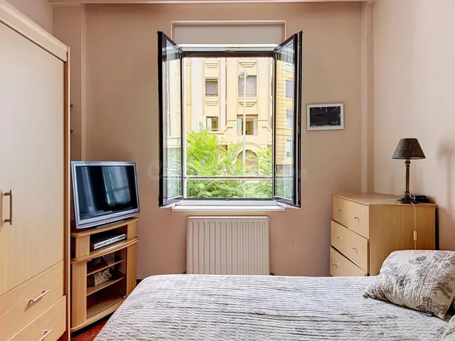 Casi 100 m2 y cuatro habitaciones en los primeros números de Zabaleta. Casi nada. — 19