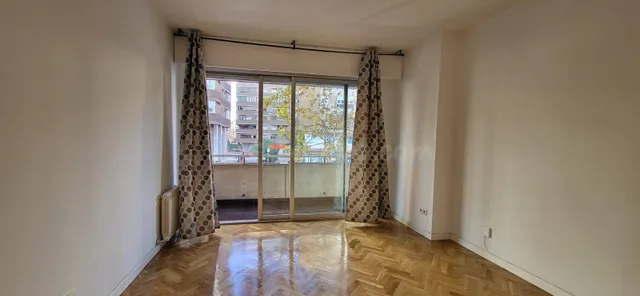 Exclusivo piso con terraza y premio de arquitectura en Berna - foto 2