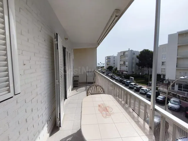 Apartamento con agradables vistas al mar y gran terraza - foto 4