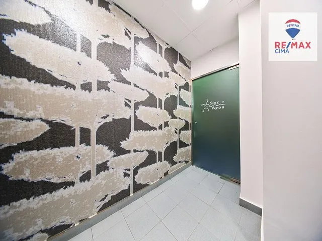 Inversión Prime: Oasis de Lujo en el corazón de Granada. — 9