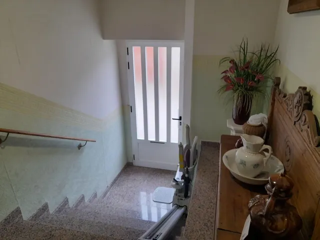 OPORTUNIDA GRAN CASA DE PUEBLO CON VIVIENDA UNIFAMILIAR Y NAV ES ANEXAS — 21