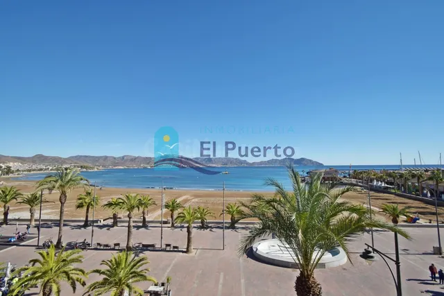 ¡PRIMERA LÍNEA! AMPLIO PISO EN EL PASEO MARÍTIMO - REF 1267