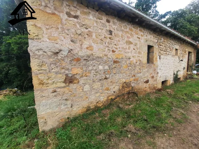 Auténtica Cabaña Pasiega de 268 m2 en espectacular finca de  - foto 3