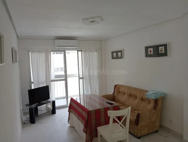 Piso 3 habitaciones 83m² en alquiler - Ctra. de Carmona-Mira