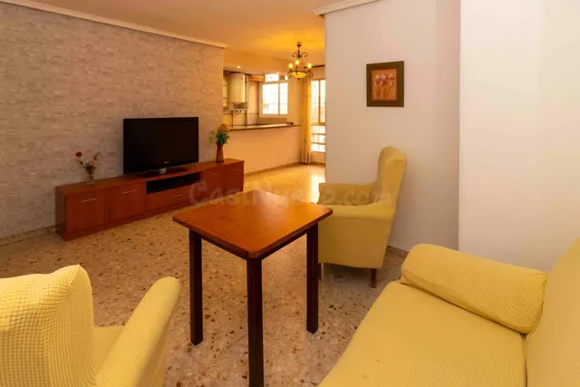 Amplio y Luminoso Piso en Valdepasillas, ¡Listo para Entrar  - foto 4