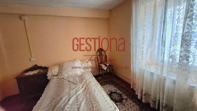 CASA PARA REFORMAR EN EL CENTRO DE RAMALES DE LA VICTORIA. — 19