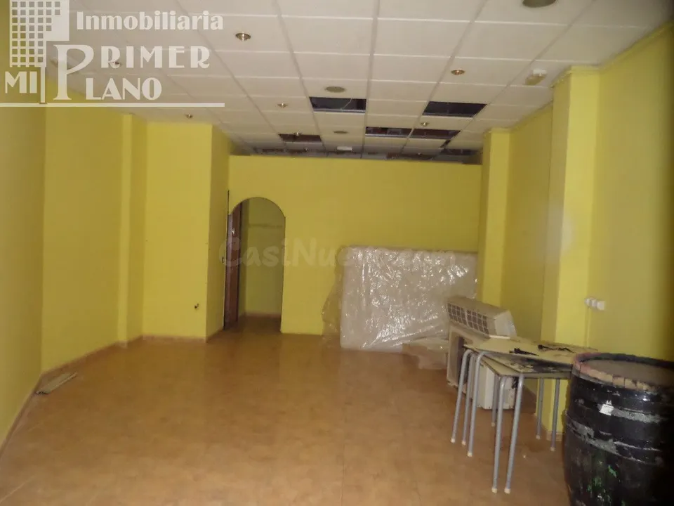2 locales en el centro de Tomelloso